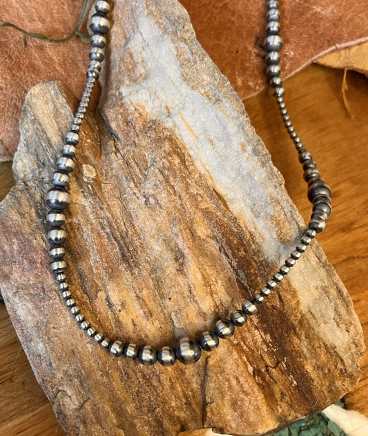 18 IN Dakota Round Navajo Pearl Necklace