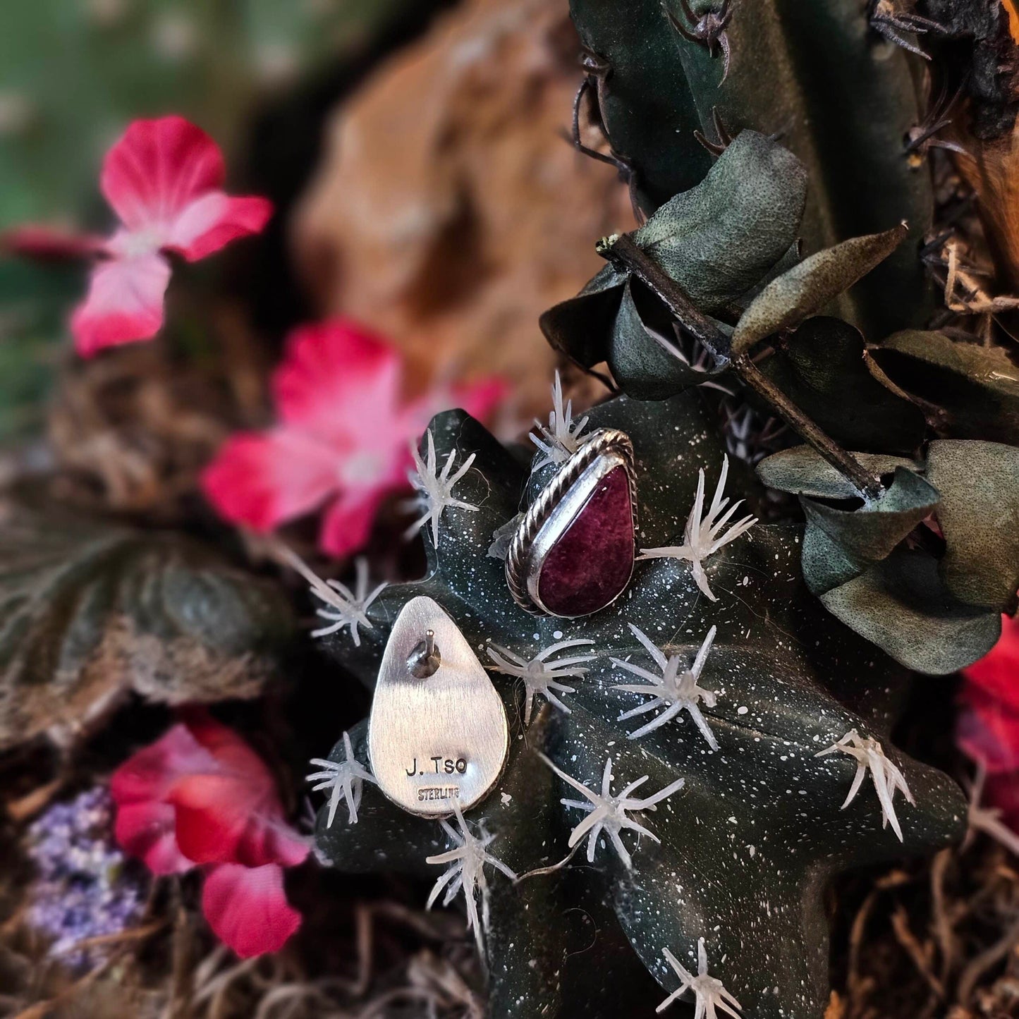 Spiny Oyster Earrings