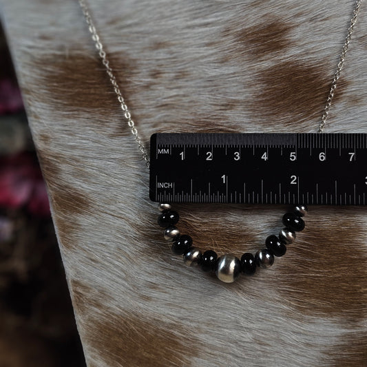 18in. Navajo Pearl Bar Necklace w/ Black Onyx