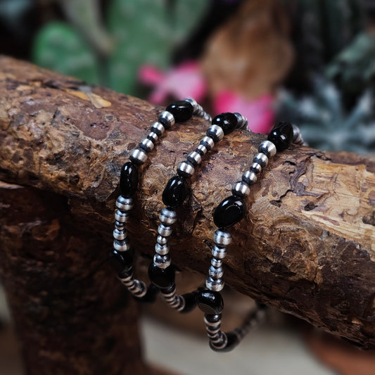 Navajo Pearl Bracelet w/ Black Onyx