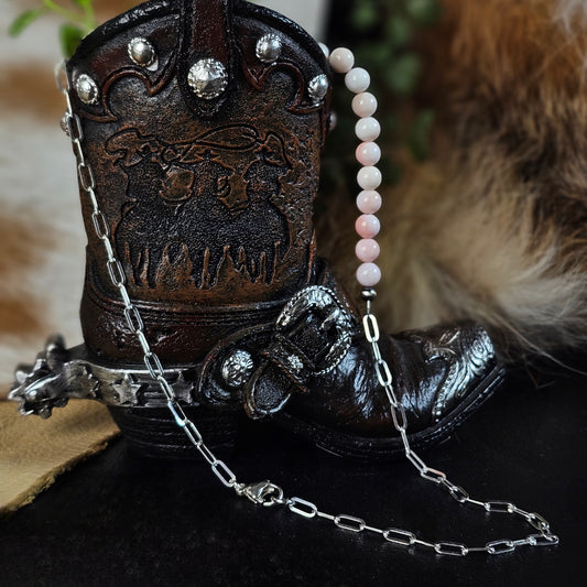 18in. Pink Conch Necklace