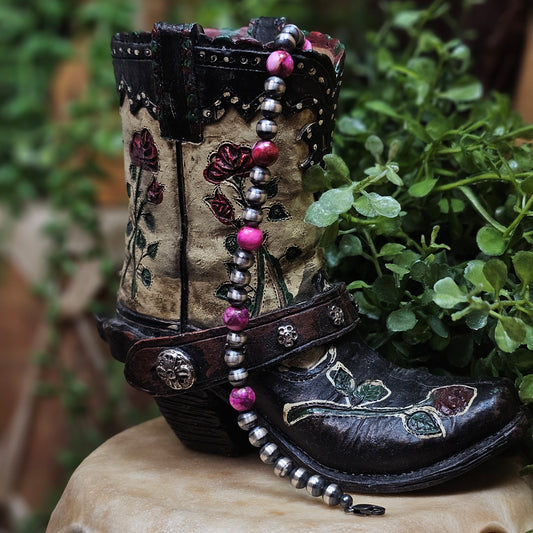 Navajo Pearl Bracelet w/ Dahlia