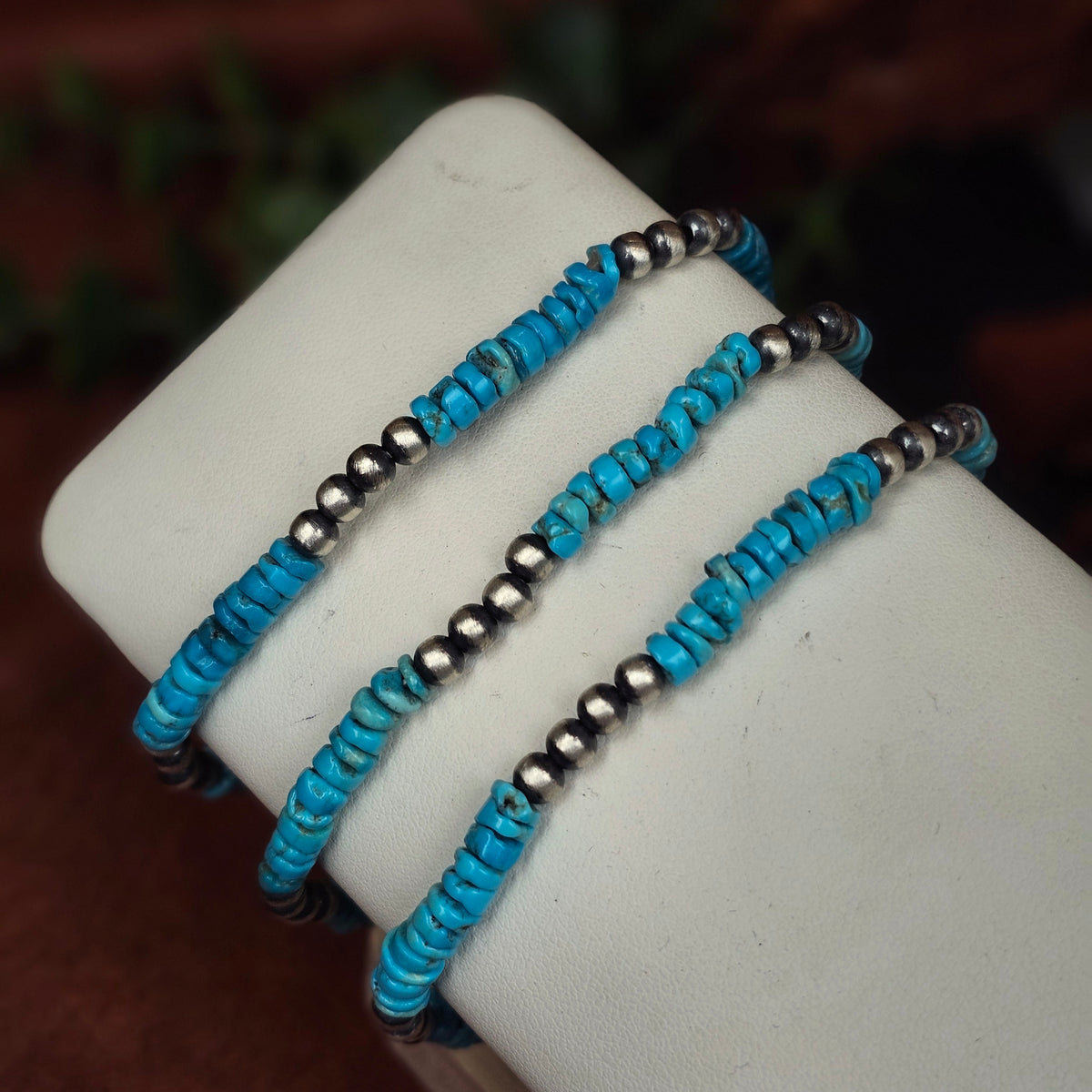 Navajo Pearl Stretch Bracelet w/ Kingman Turquoise Heishi Beads