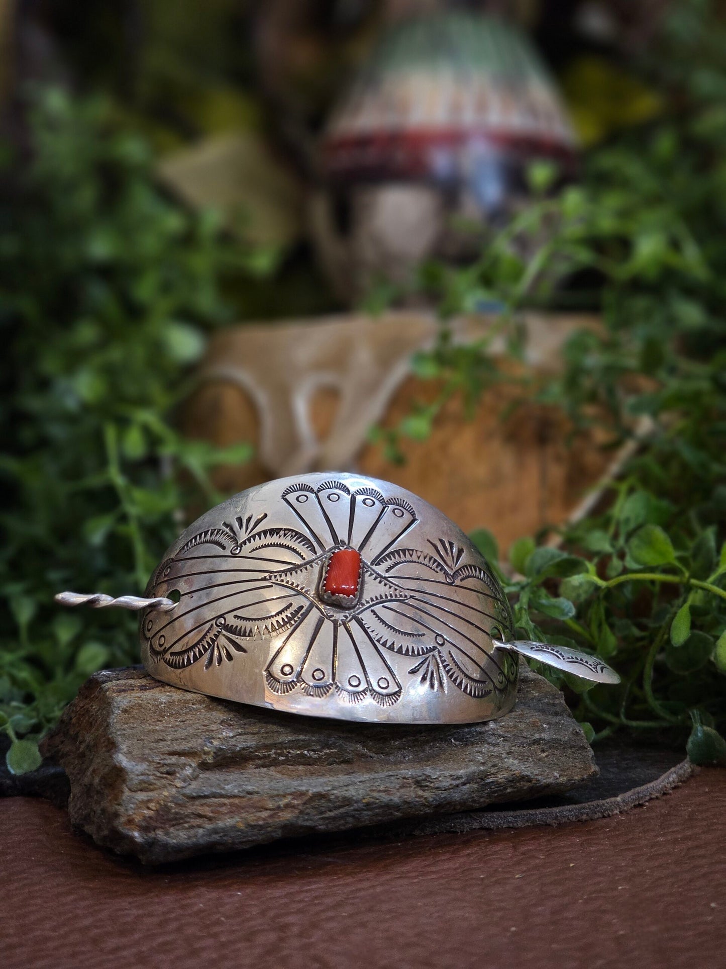 Coral Hairpin