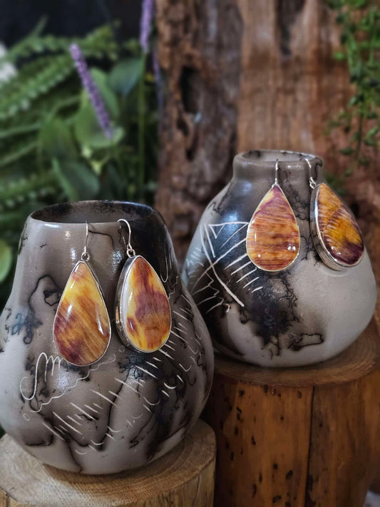 Spiny Oyster Earrings