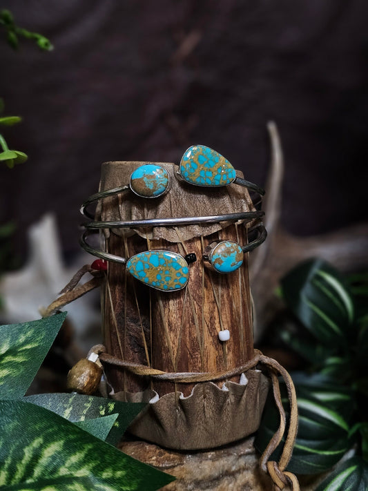 Number 8 Turquoise Bracelet