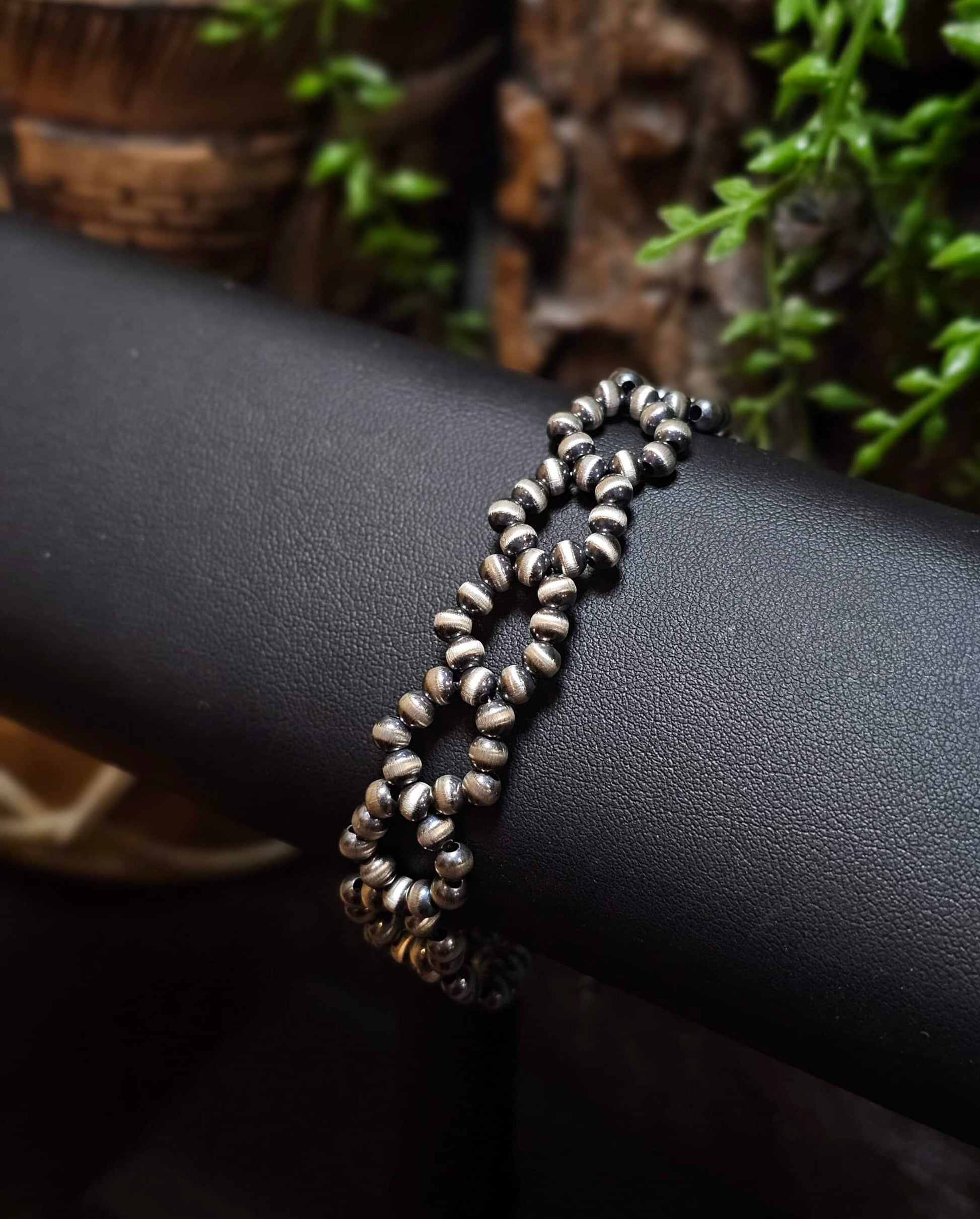 Round Link Navajo Pearl Bracelets