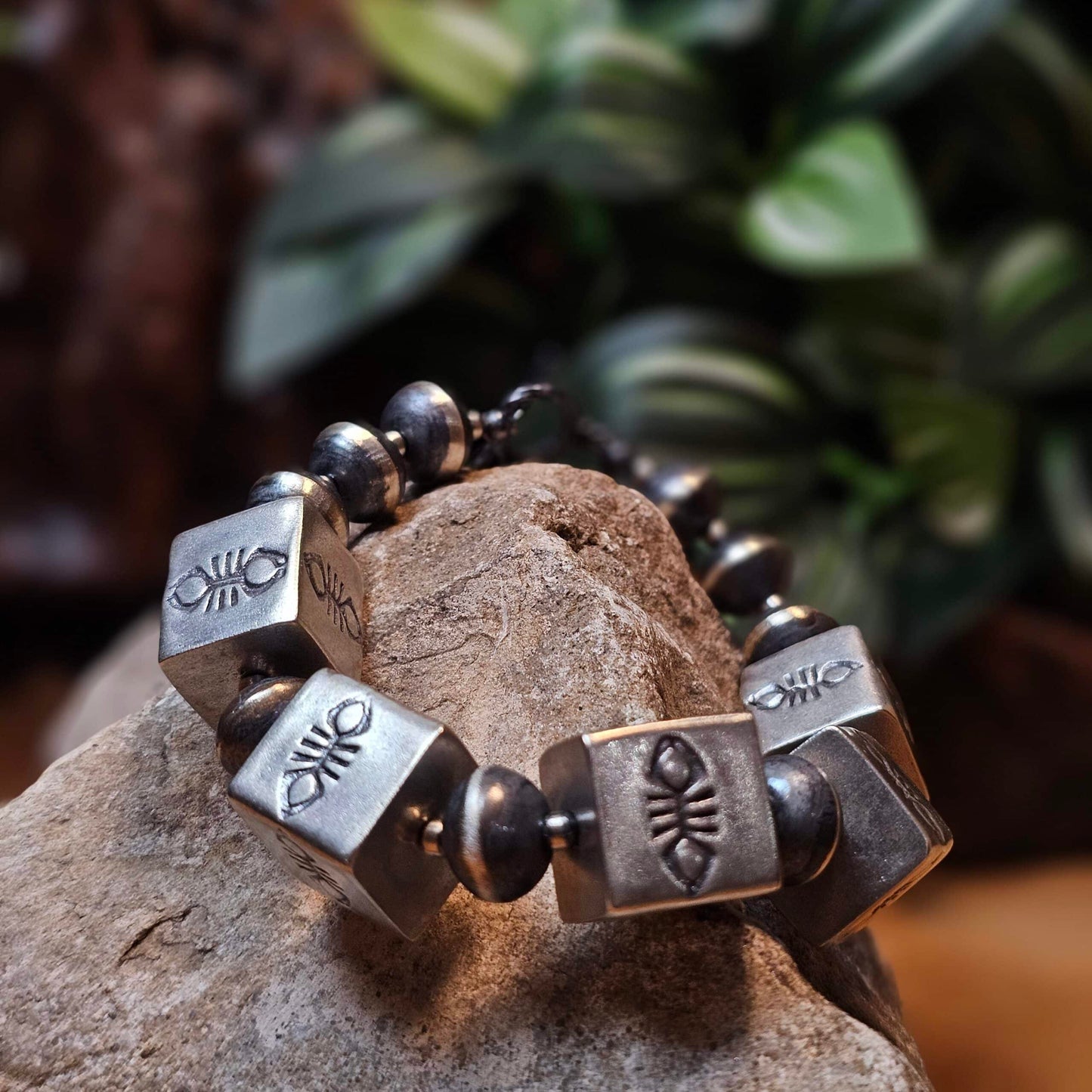 Navajo Pearl Bracelet w/ Box Beads and Saucer Beads