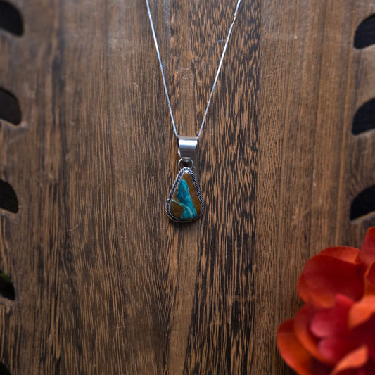 Mantis Turquoise Necklace