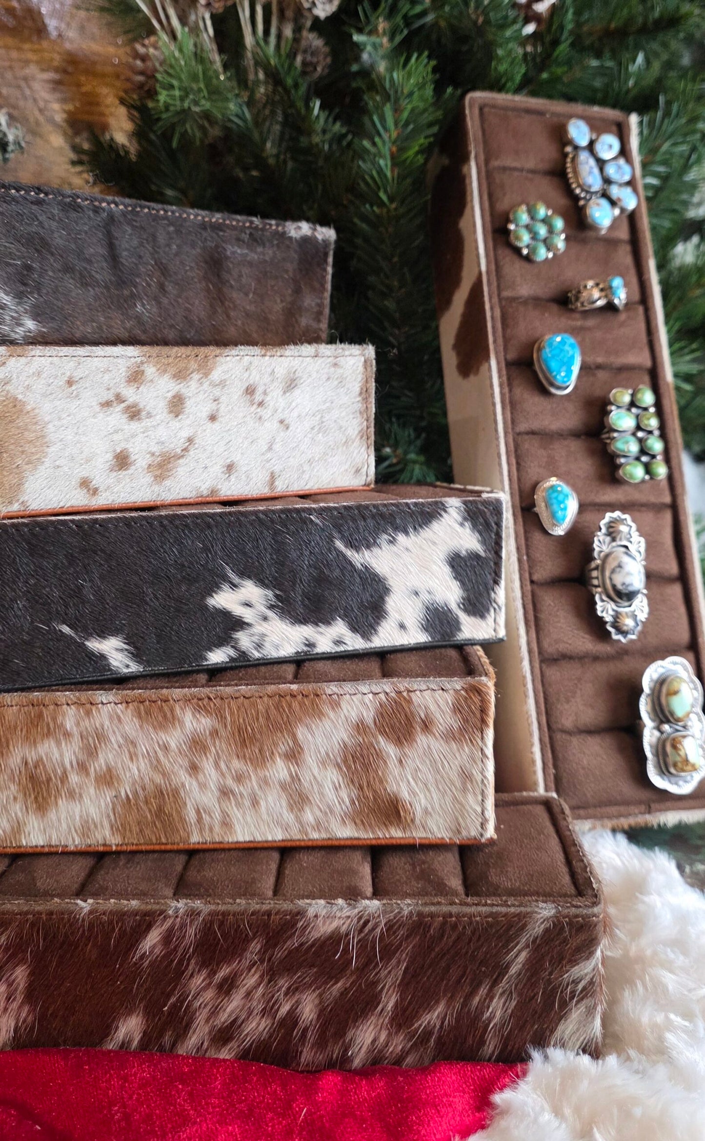 Cowhide Ring Display Holder