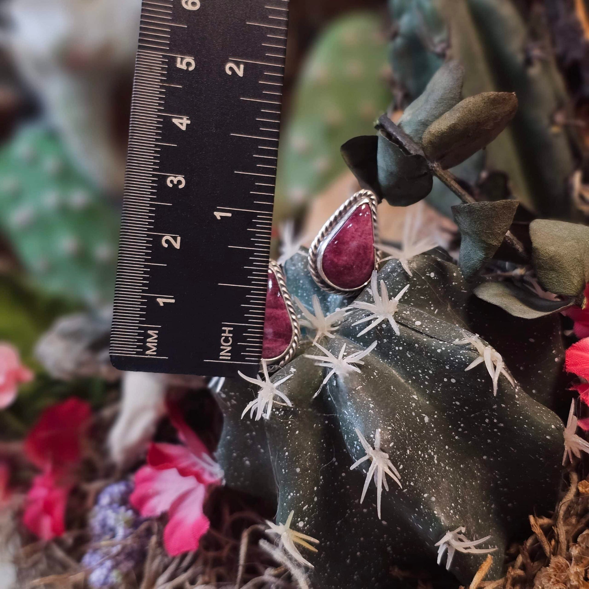 Spiny Oyster Earrings