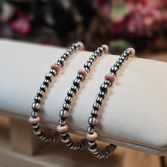 Navajo Pearl Bracelet w/ Pink Conch