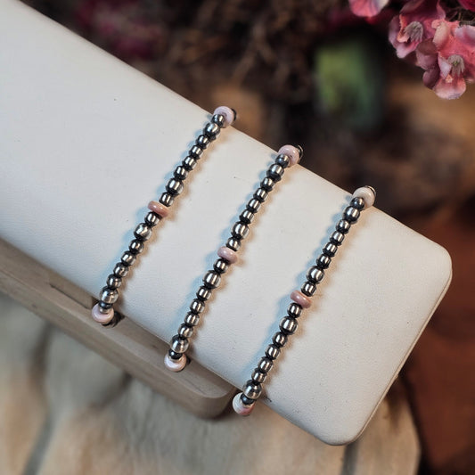 Navajo Pearl Bracelet w/ Pink Conch