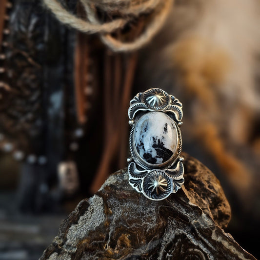 White Buffalo Ring - Size 7.5