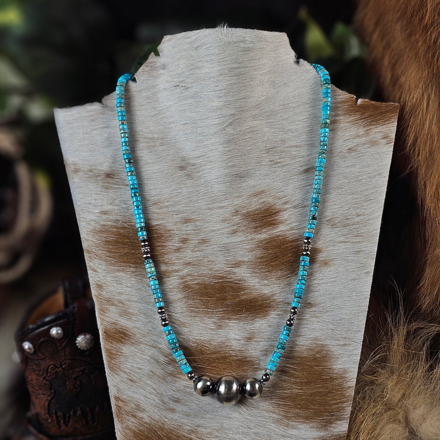 18in. Navajo Pearl Necklace w/ Kingman Turquoise Heishi Beads