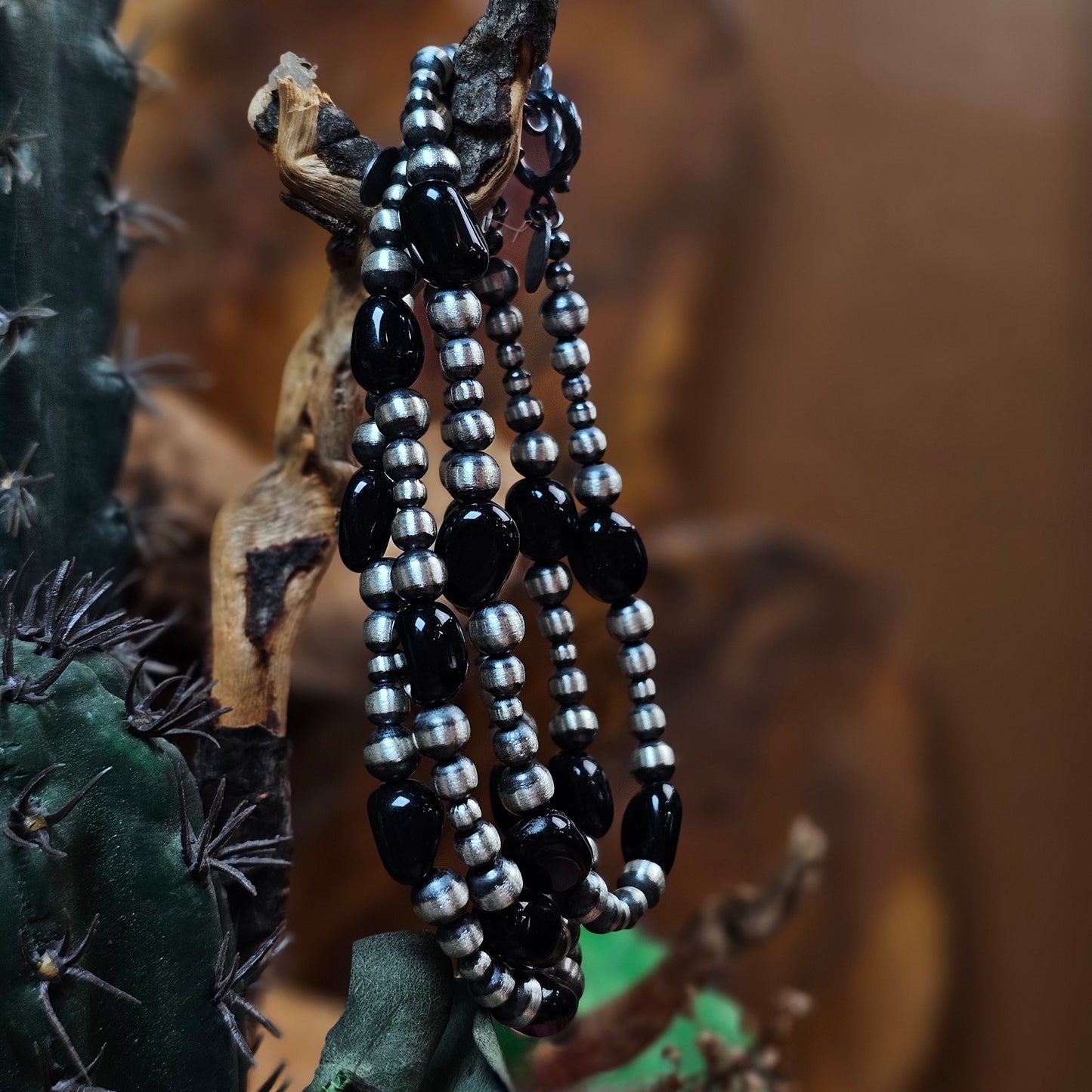 Navajo Pearl Bracelet w/ Black Onyx