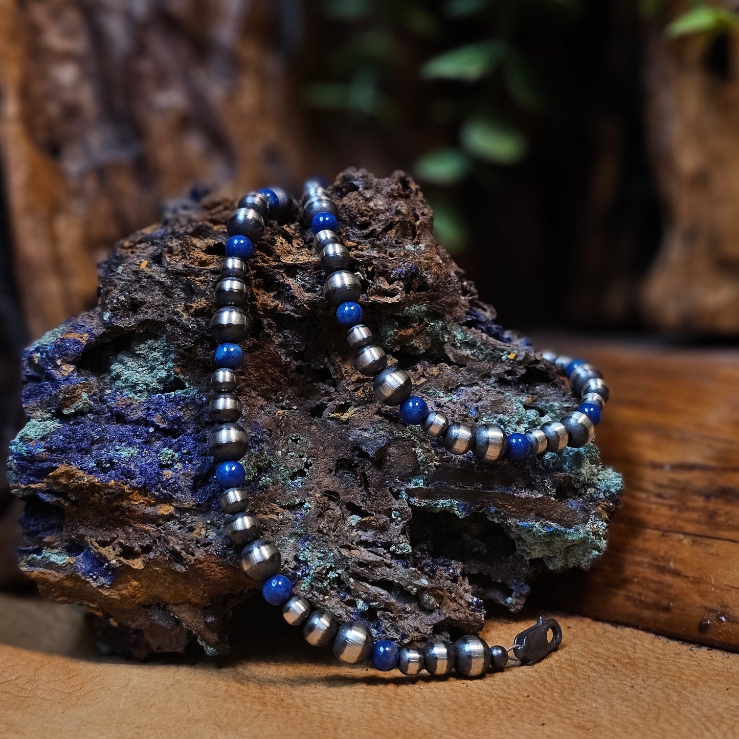 Navajo Pearl Bracelet w/ Blue Lapis