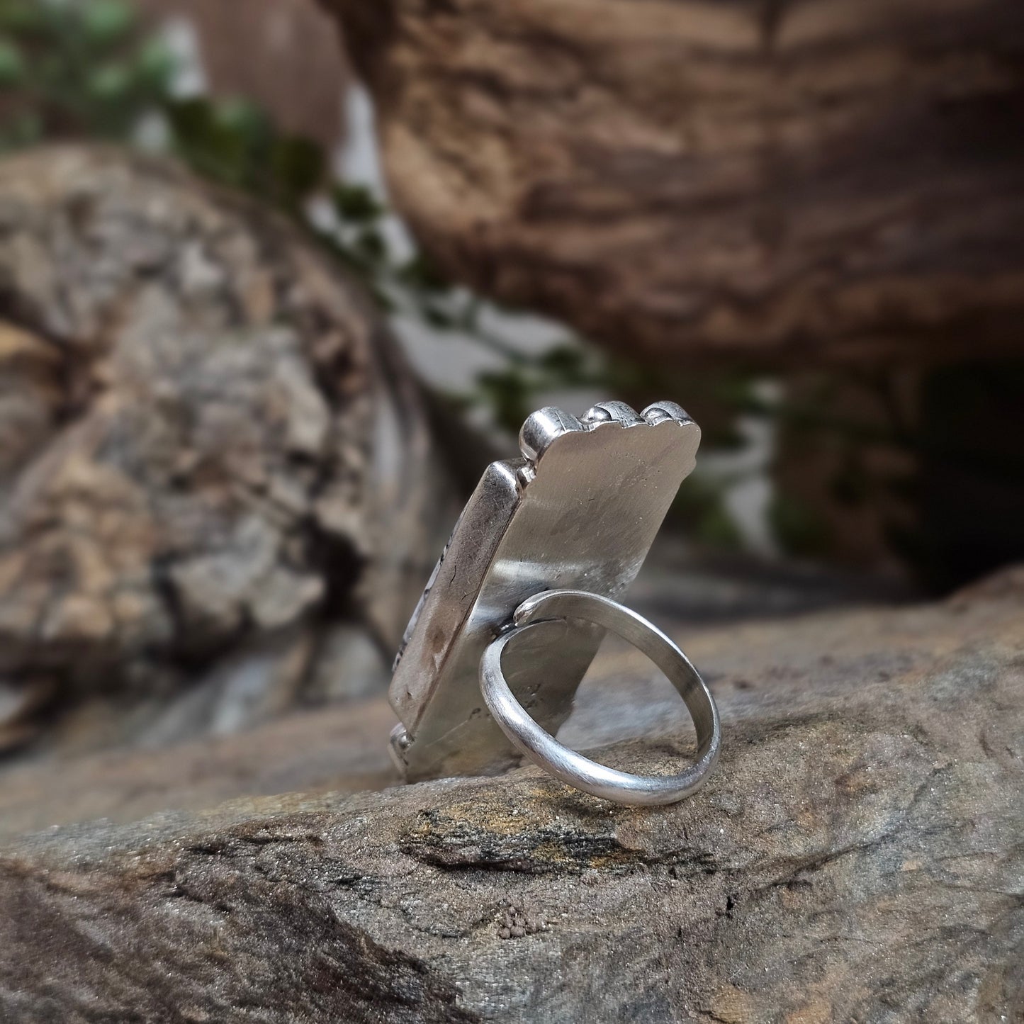 Adjustable White Buffalo Ring w/ Pink Conch