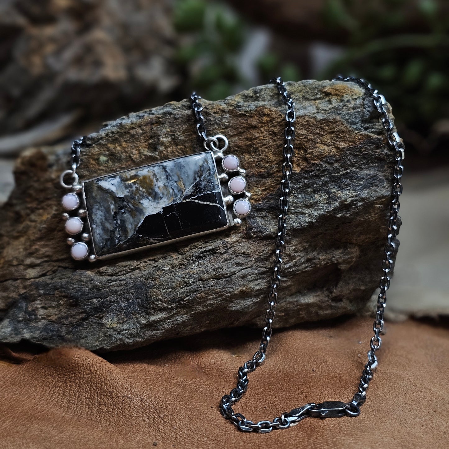 White Buffalo Necklace w/ Pink Conch