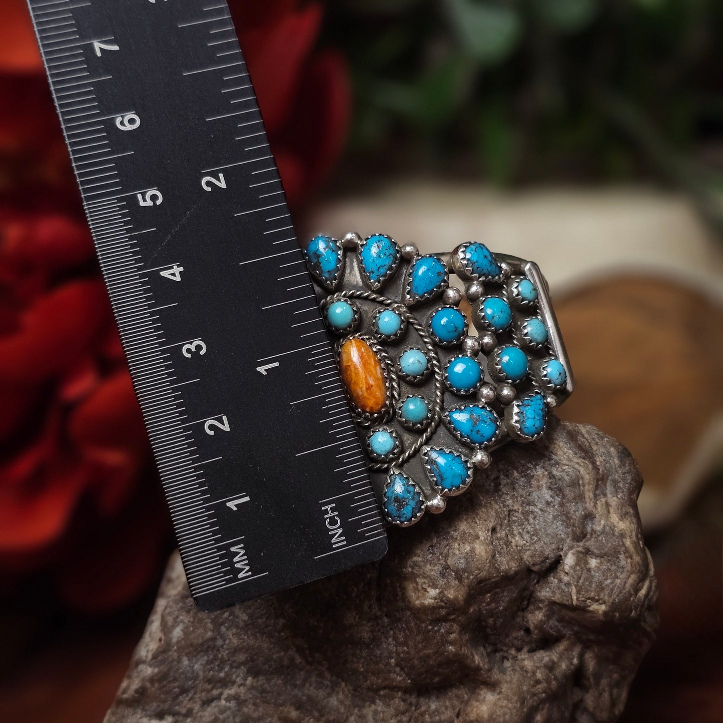 Kingman Turquoise Bracelet w/ Spiny Oyster