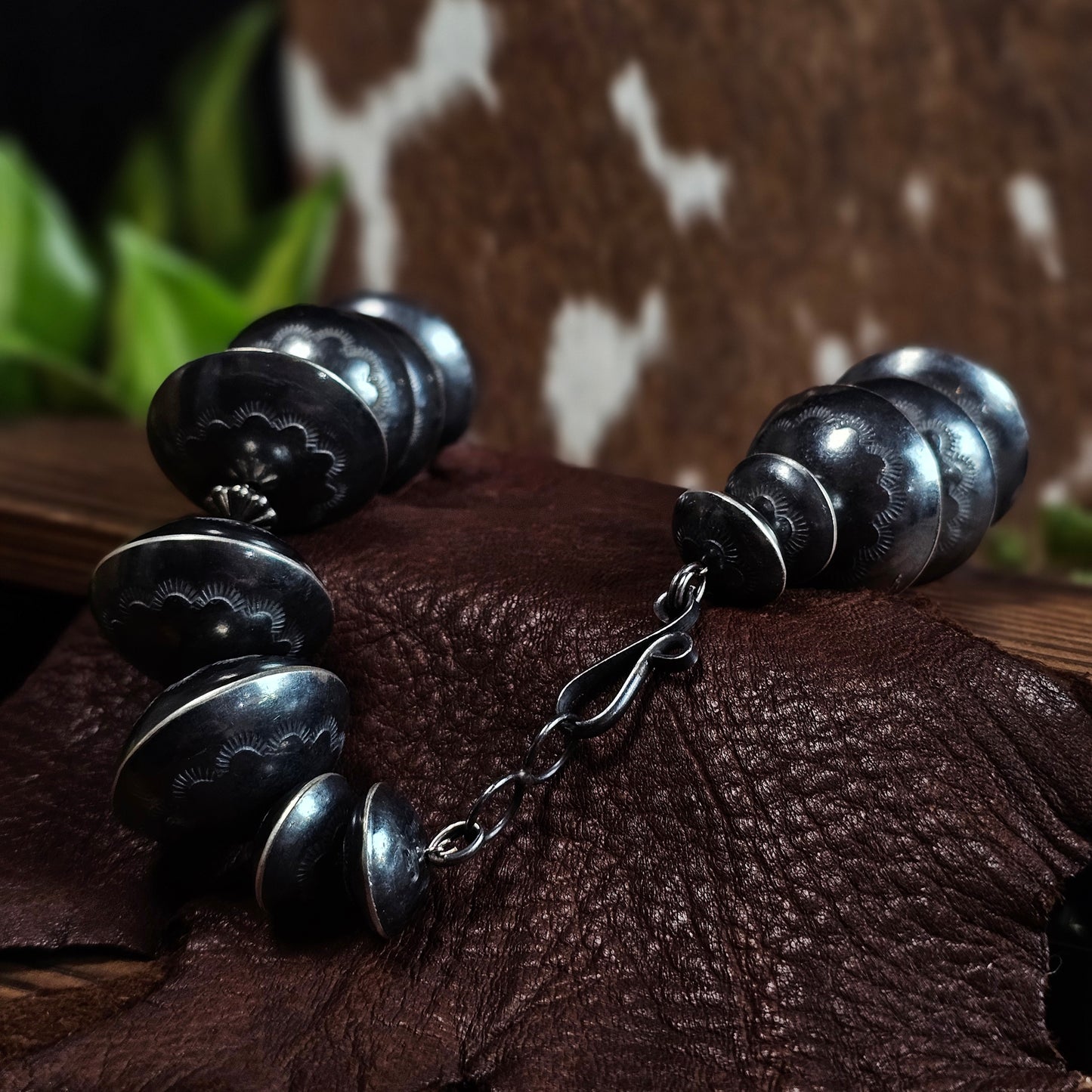 28in. Navajo Pearl Necklace w/ Handmade Bench Beads