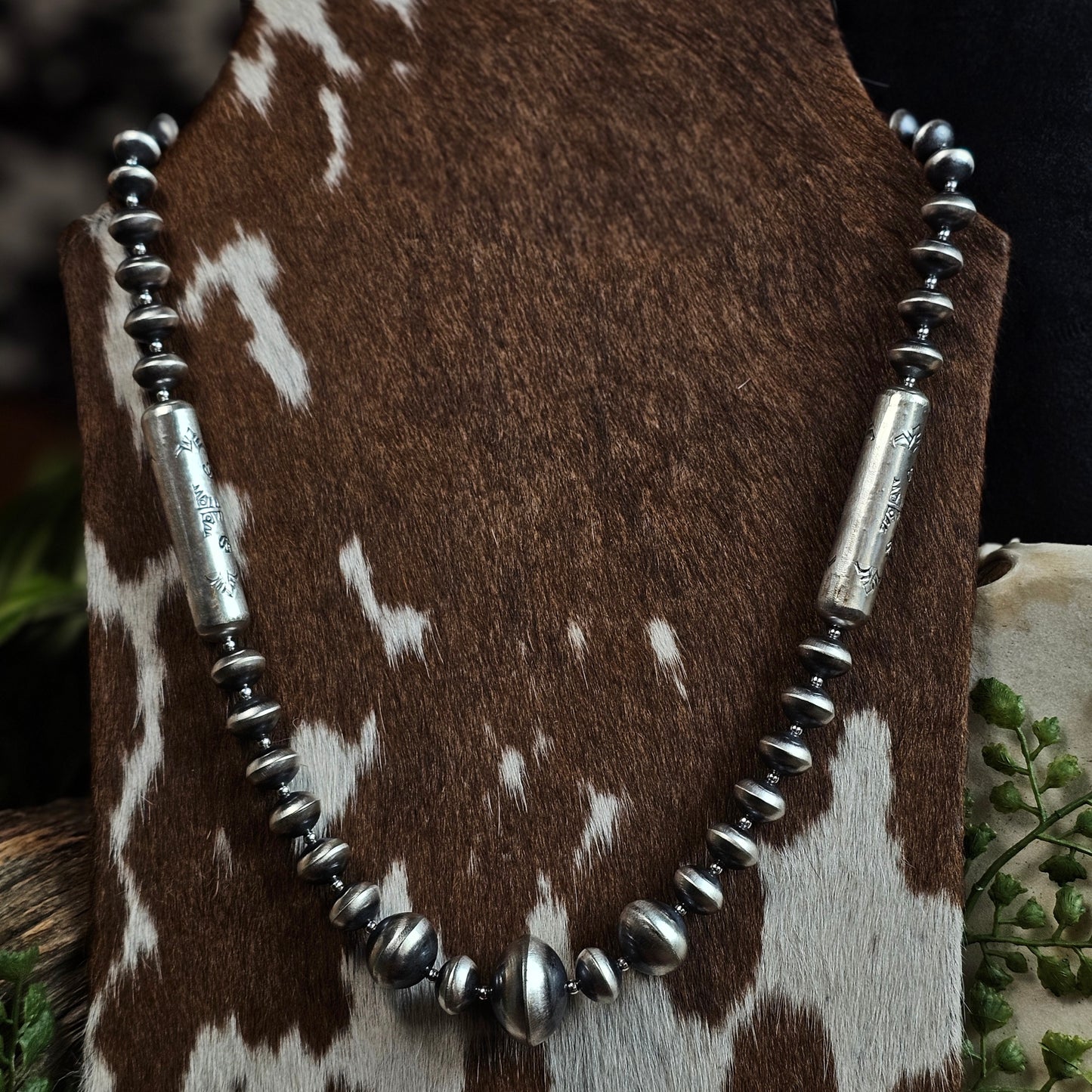 Navajo Pearl Set w/ Handmade Bench Beads