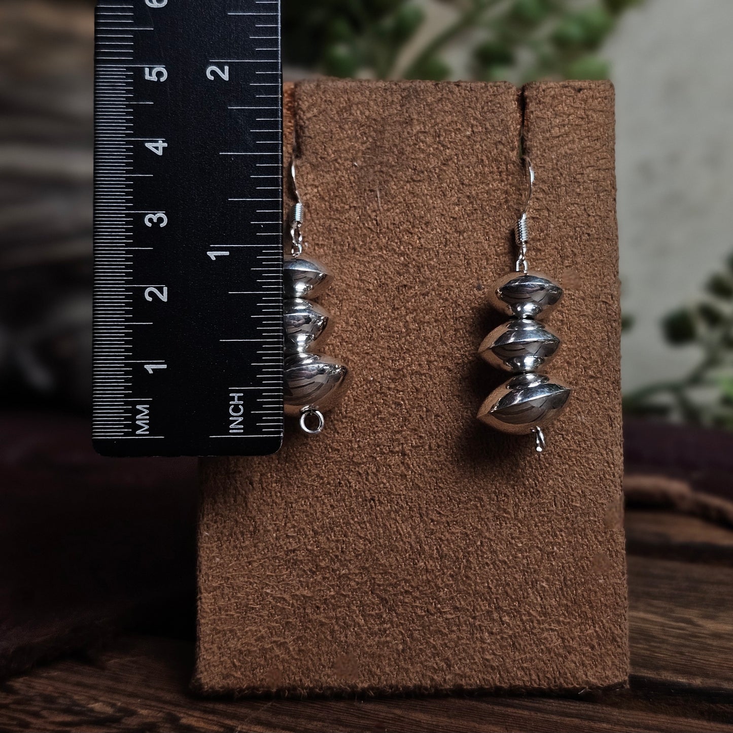 Navajo Pearl Set w/ Handmade Bench Beads