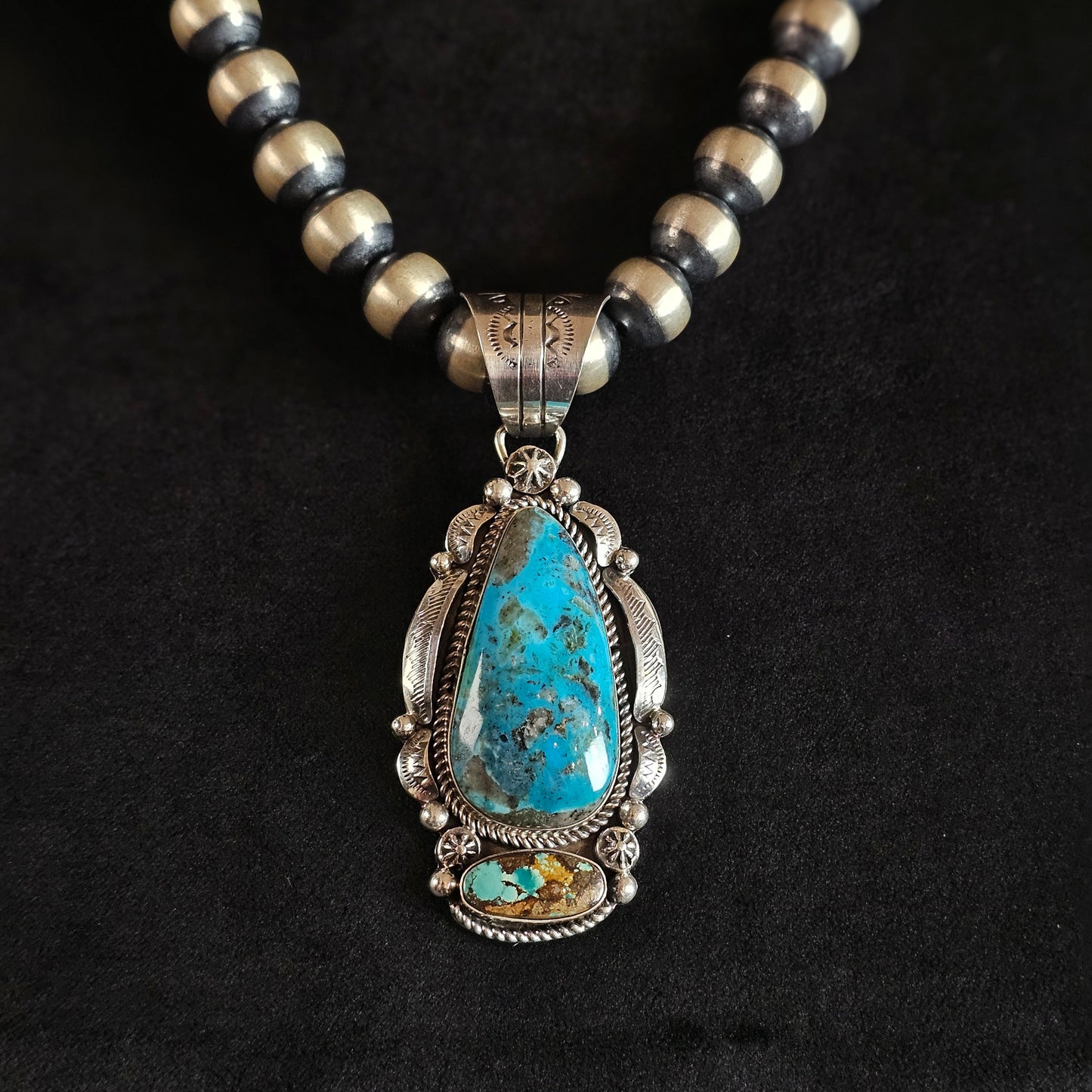 Kingman Turquoise Necklace w/ Royston Turquoise