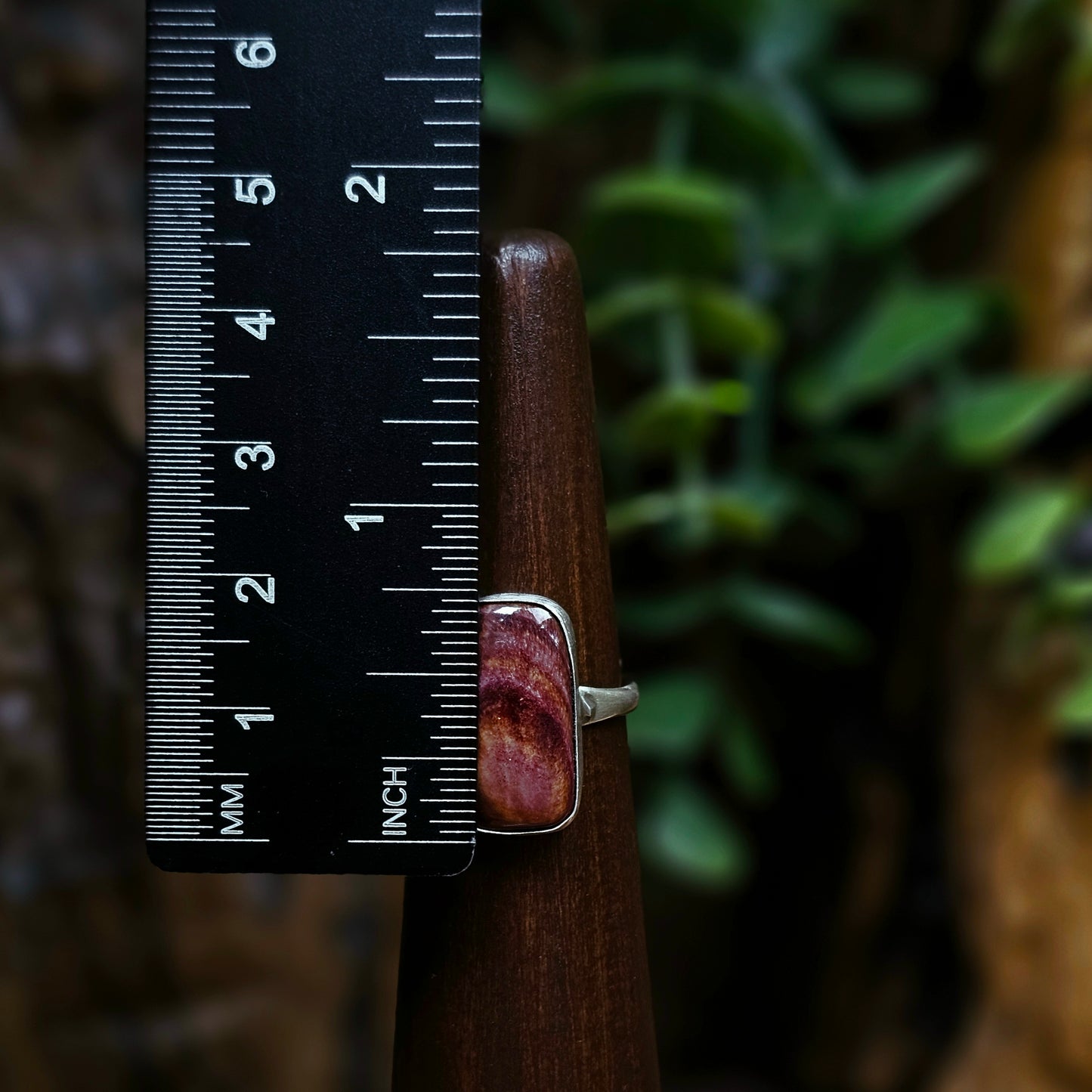 Spiny Oyster Ring - Size 7