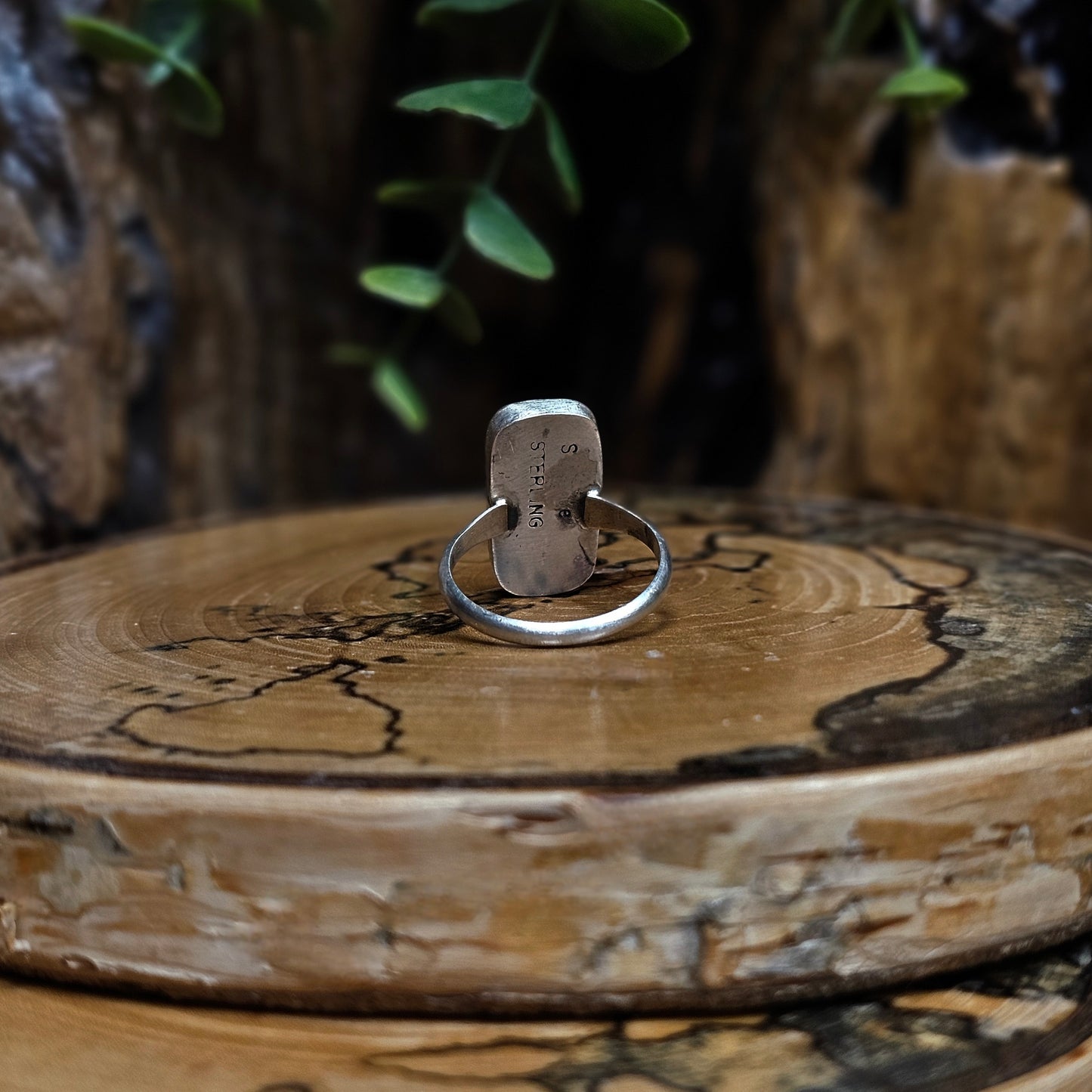 Spiny Oyster Ring - Size 7