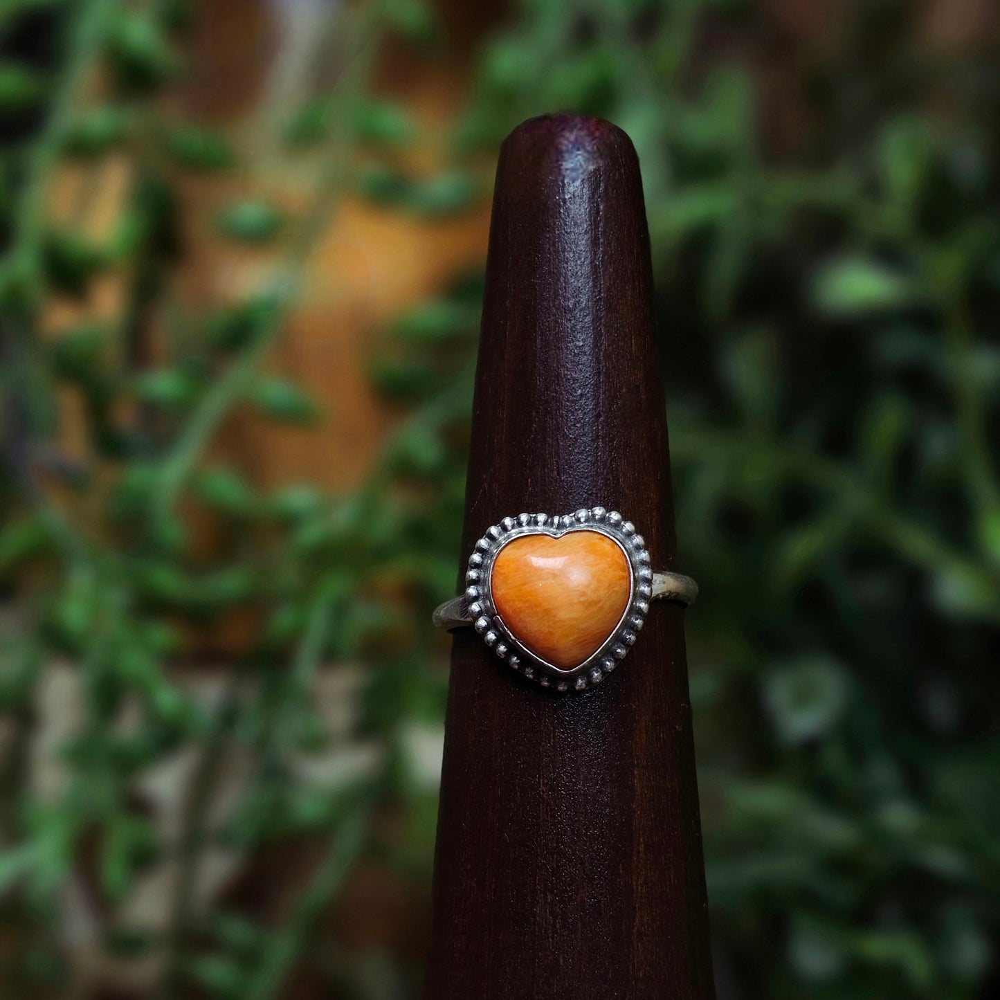 Spiny Oyster Ring - Size 7.5