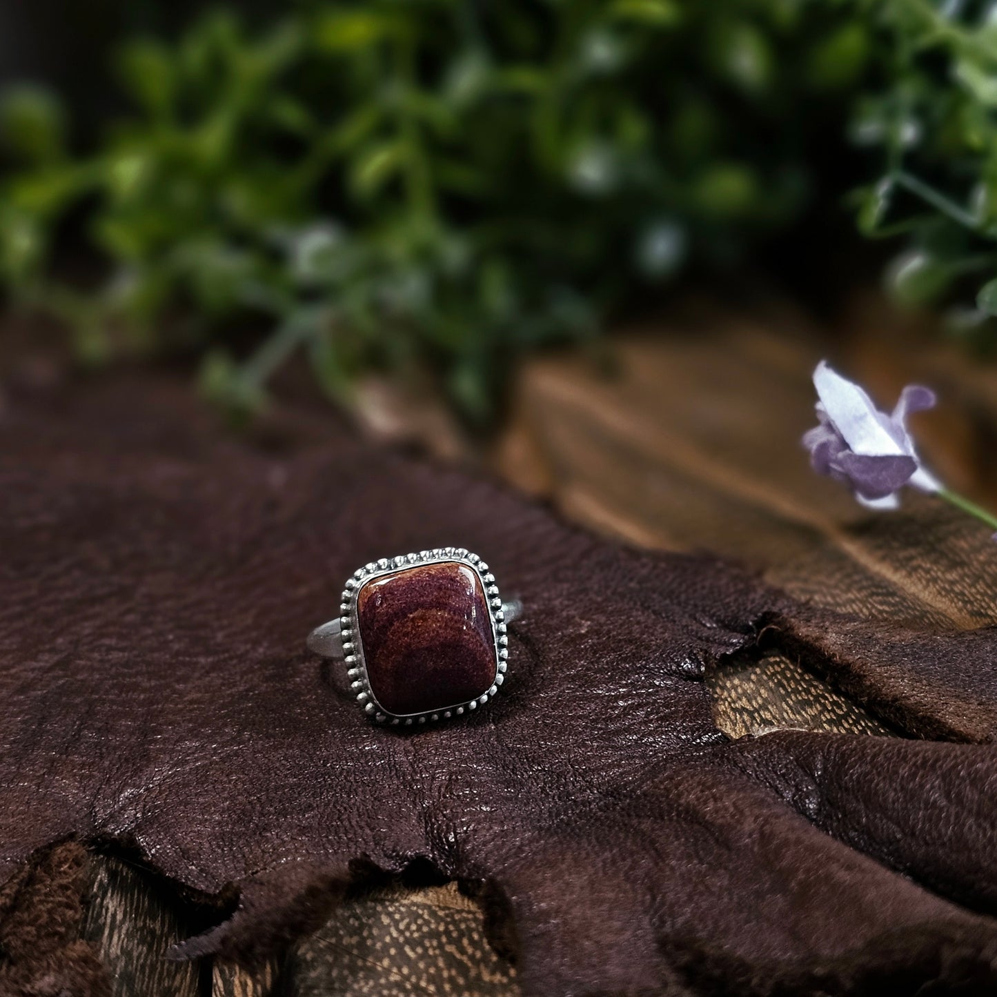 Spiny Oyster Ring - Size 9