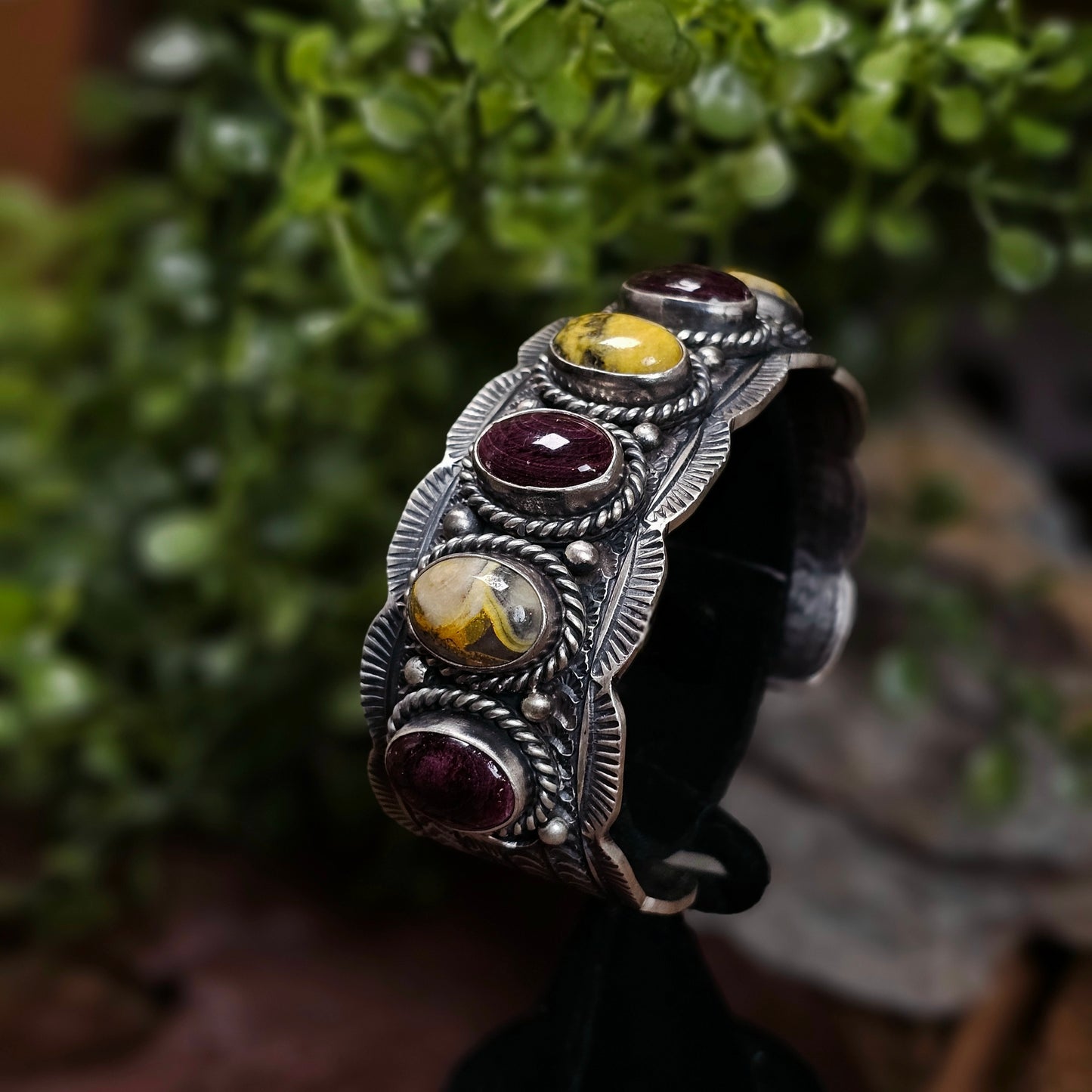 Bumble Bee Jasper Bracelet w/ Spiny Oyster