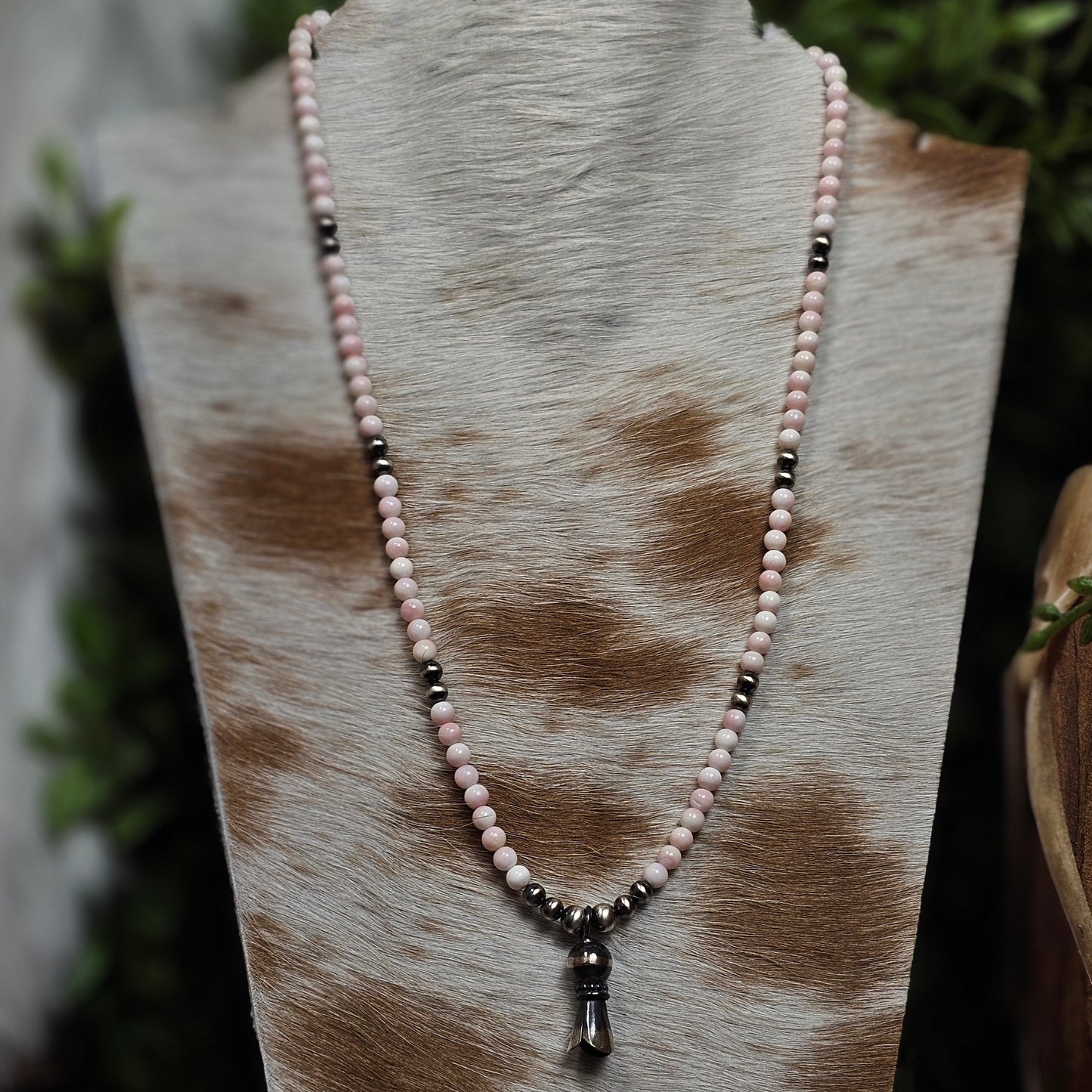18in. Pink Conch Heishi Necklace w/ Bell Beads