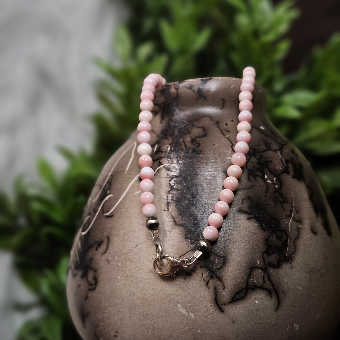 16in. Pink Conch Heishi Necklace w/ Barrel Beads