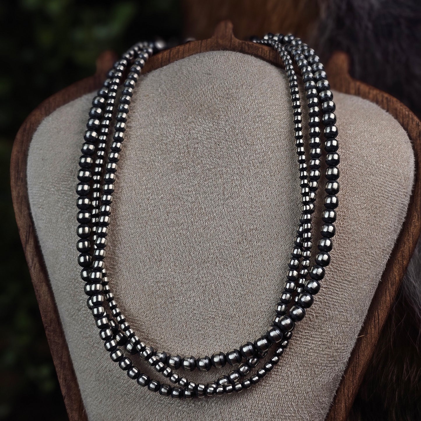 14in. Navajo Pearl 3-Strand Necklace