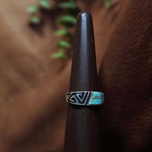 Number 8 Turquoise Ring - Size 12