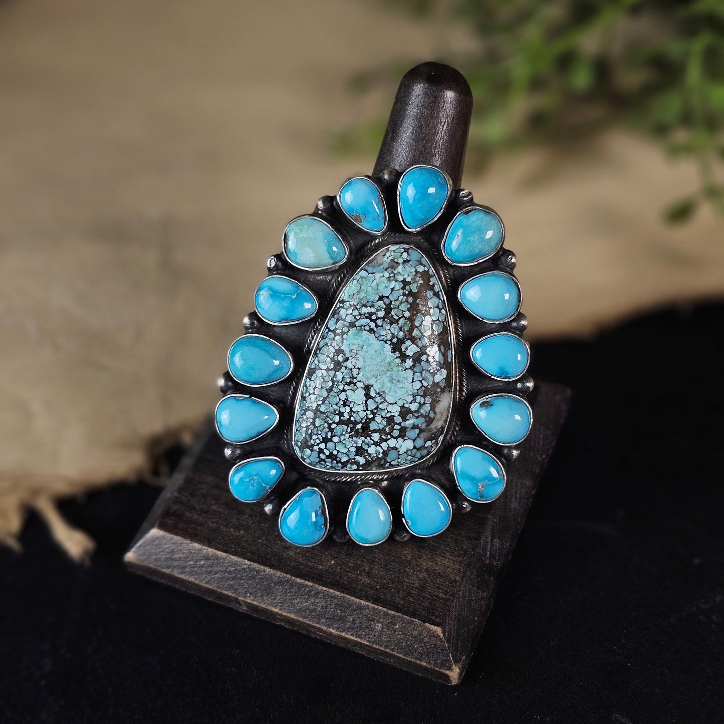 Kingman Turquoise Ring w/ Kingman Spiderweb Turquoise - Size 9