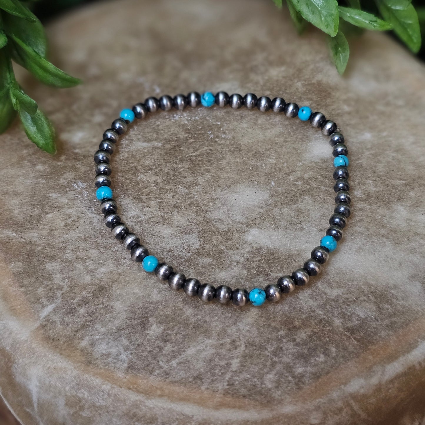 Navajo Pearl Stretch Bracelet w/ Kingman Turquoise