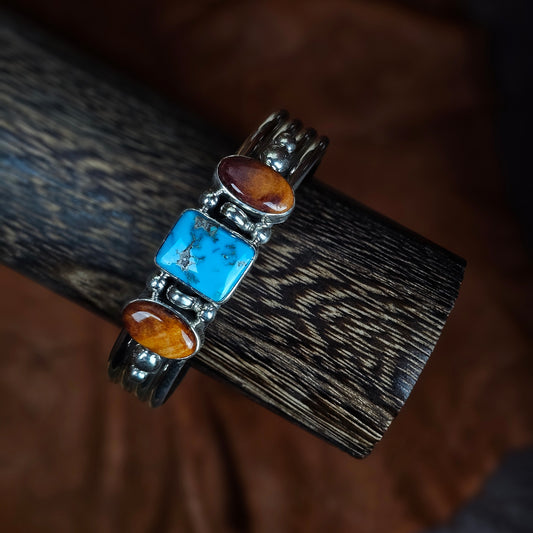Spiny Oyster Bracelet w/ Kingman Turquoise