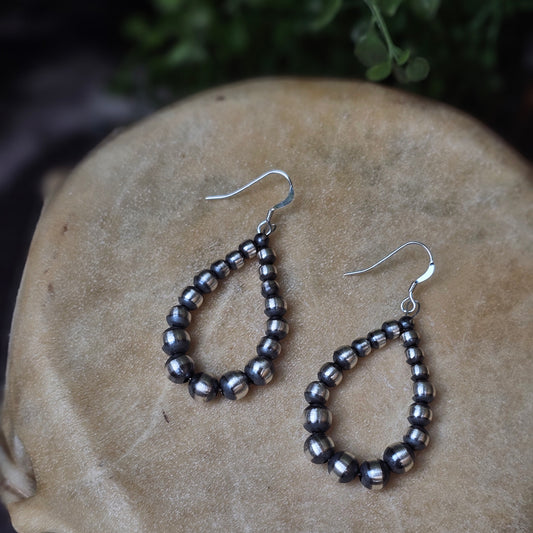 Navajo Pearl Earrings