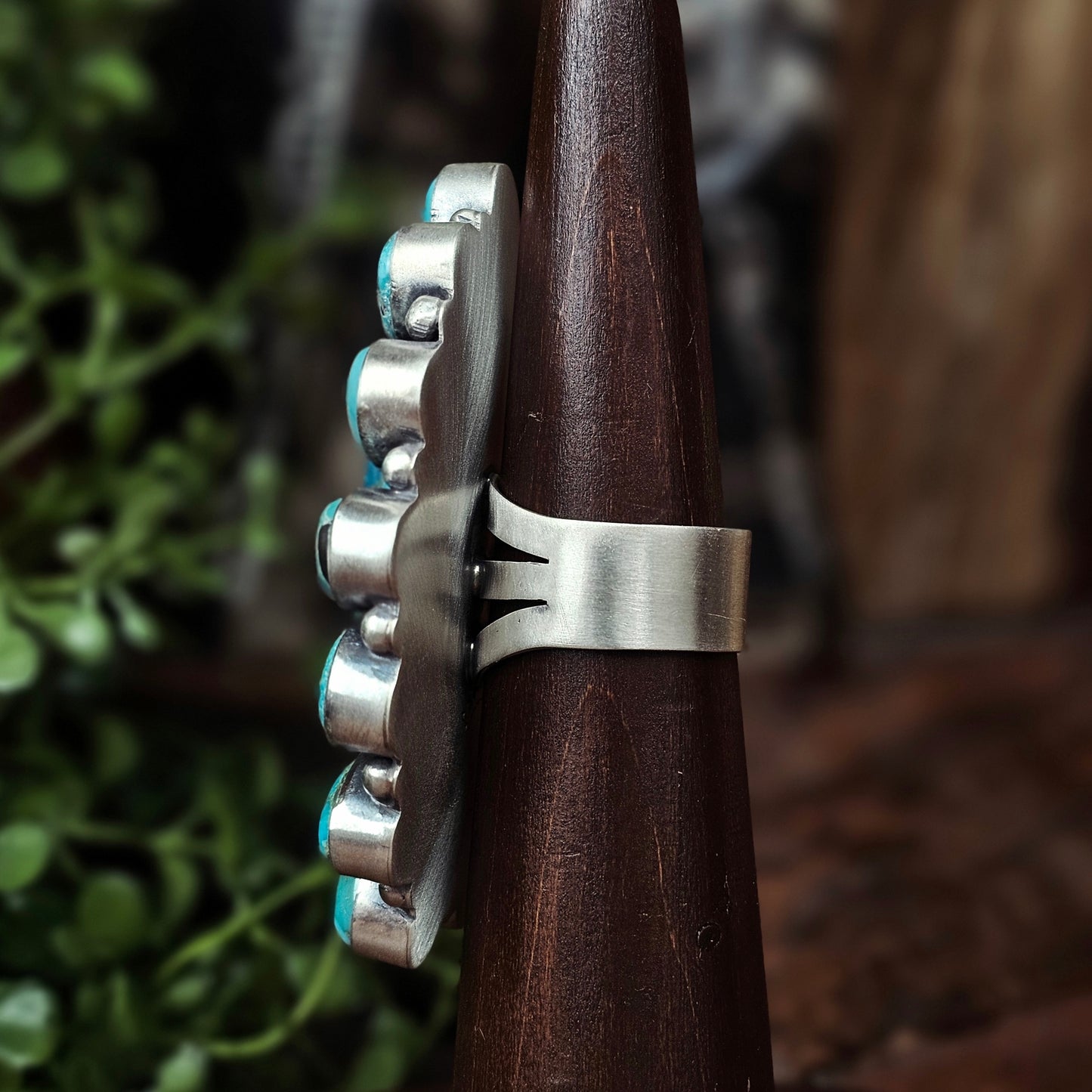 Kingman Turquoise Ring w/ White Water Turquoise - Size 10