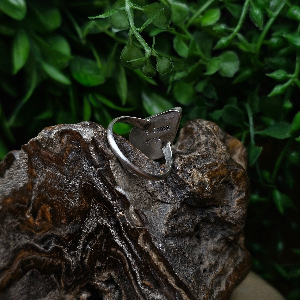 Spiny Oyster Ring - Size 8