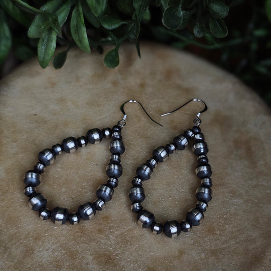 Navajo Pearl Earrings