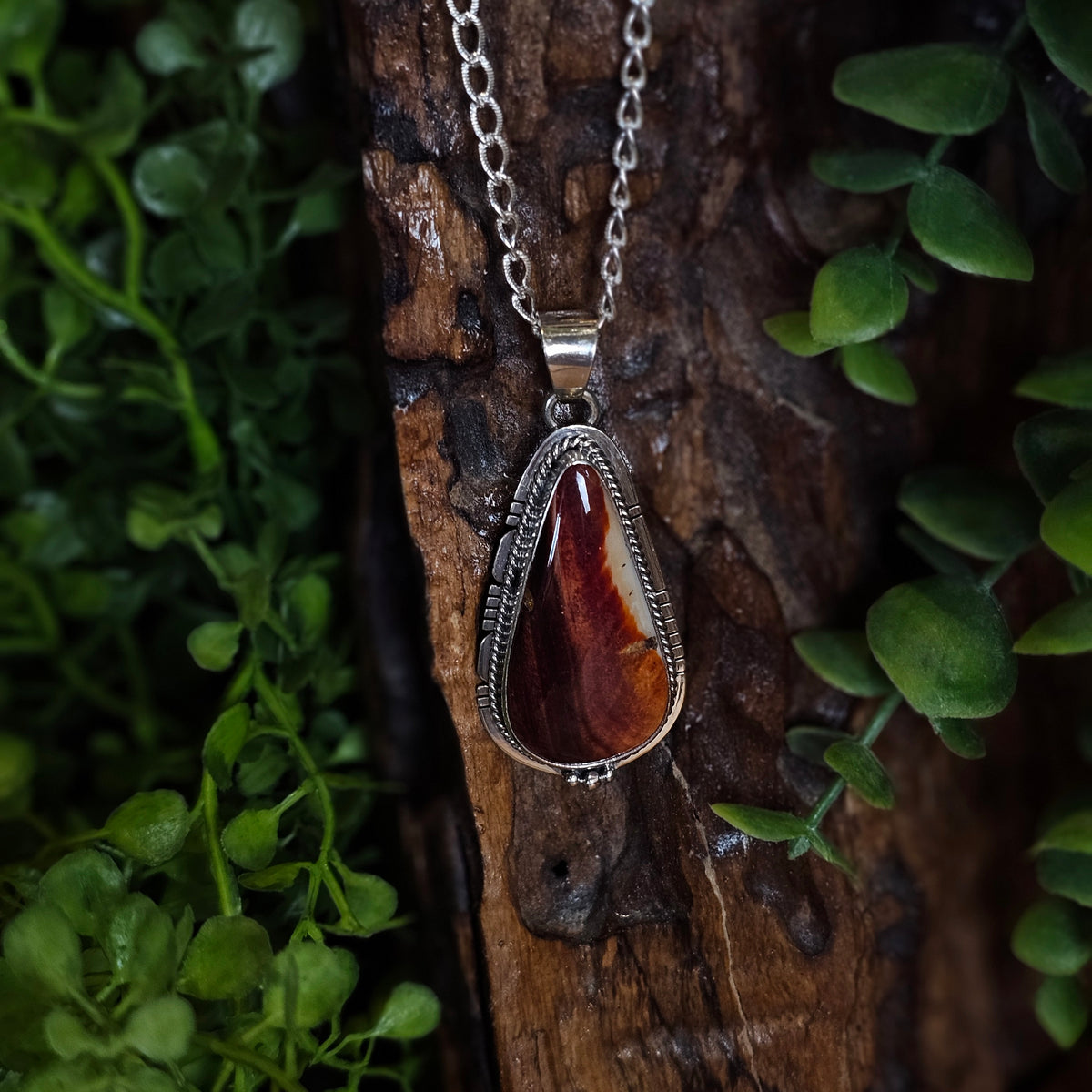 Spiny Oyster Necklace