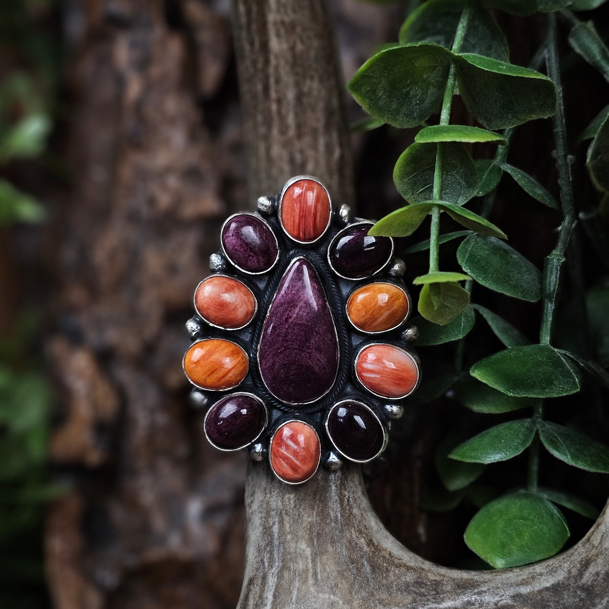 Adjustable Spiny Oyster Ring