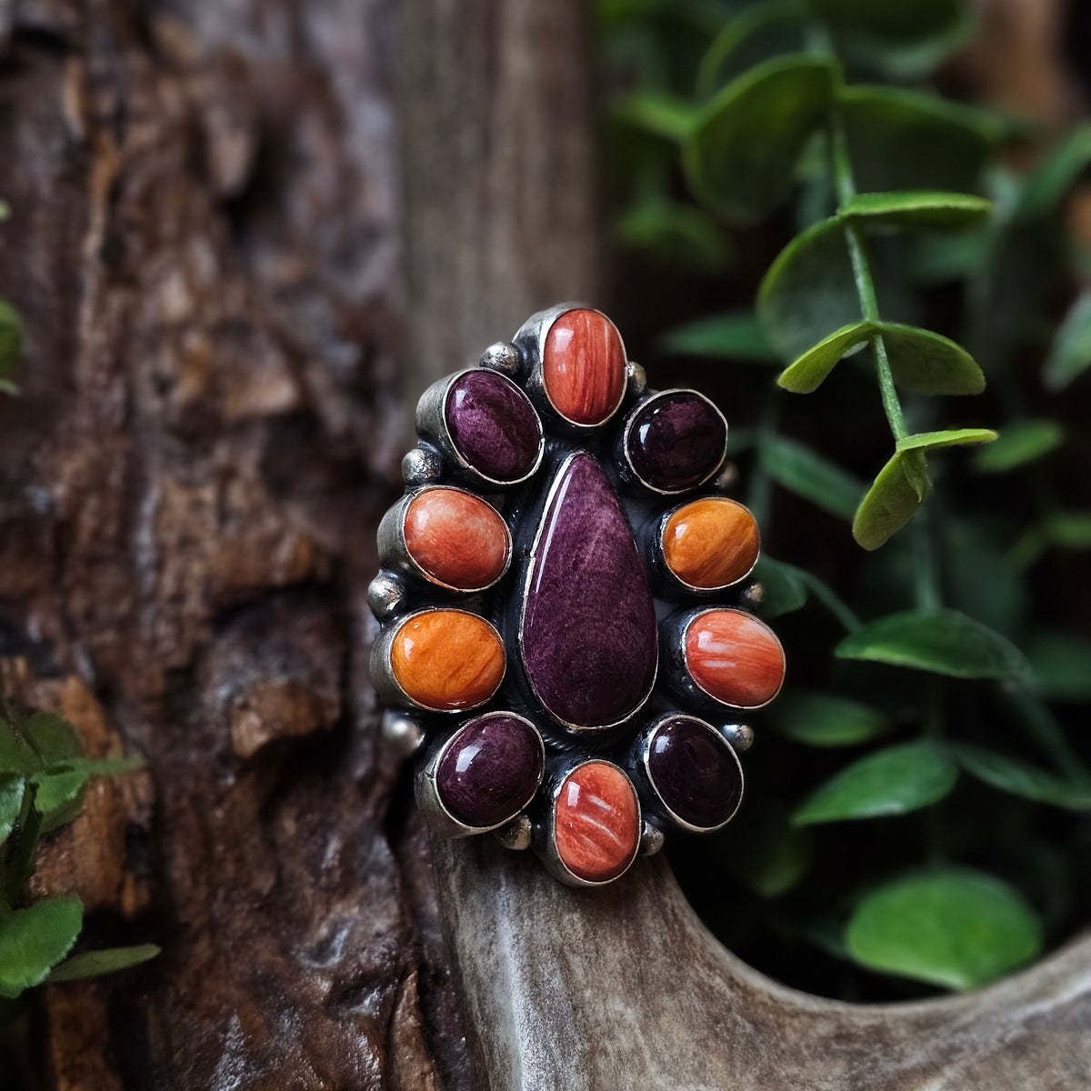 Adjustable Spiny Oyster Ring