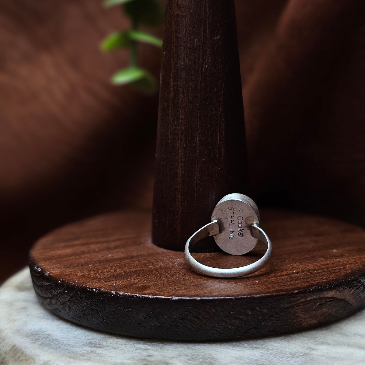 Spiny Oyster Ring - Size 7.5