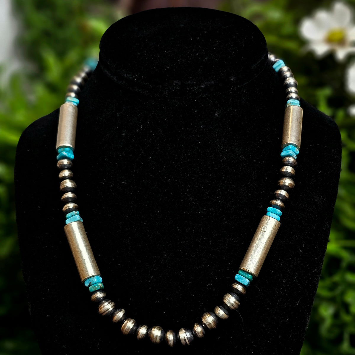 18in. Handmade Navajo Pearl Necklace w/ Kingman Turquoise