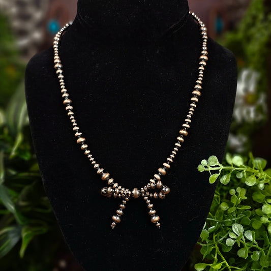 18in. Navajo Pearl Bow Necklace w/ Copper